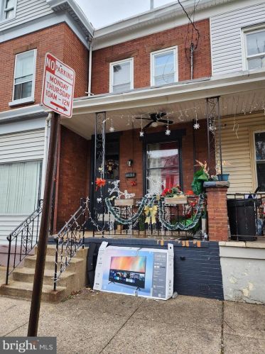 156 Washington St, Trenton, NJ 08611-3605