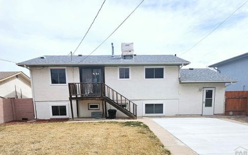 2651 Hollywood Dr, Pueblo, CO 81005-3312