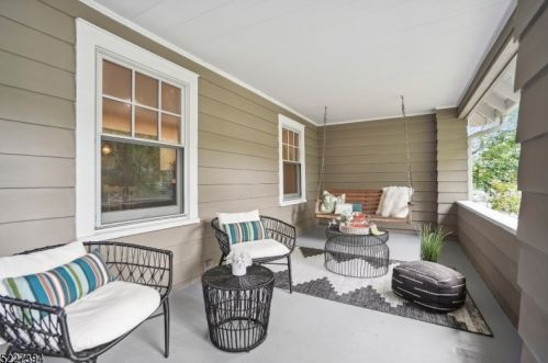 276 Gregory Ave, Town Center, NJ 07052-4440