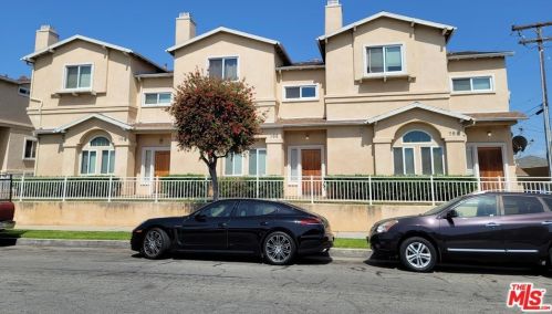 566 Olive St, Inglewood, CA 90301-1622