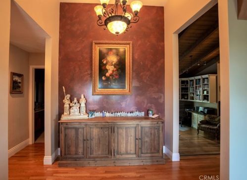 715 Oceanview Ct, Upland, CA 91784-8348