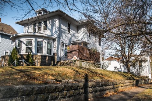 902 White St, Jackson, MN 56143-1473