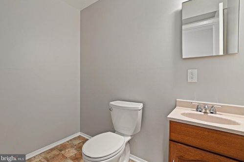 13415 Tamarack Rd, Silver Spring MD 20904-1468 exterior