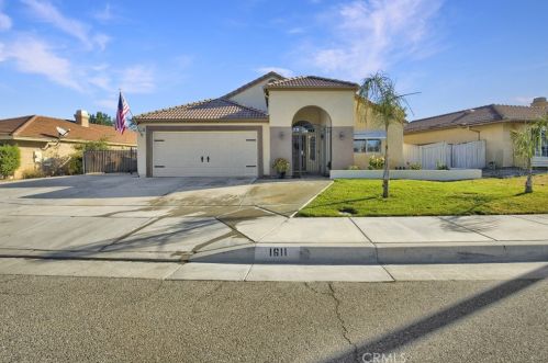 1611 Arenas Ln, San Jacinto, CA 92583-6858