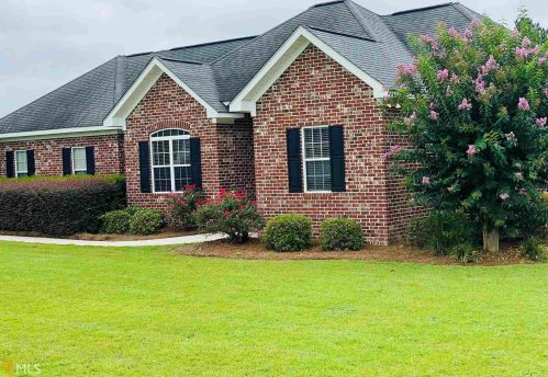 1405 Carrington Dr, Statesboro, GA 30458-2559