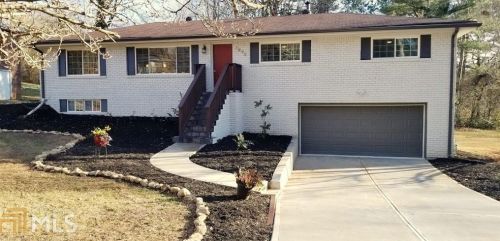 1896 Dior Dr, Marietta, GA 30062-1917