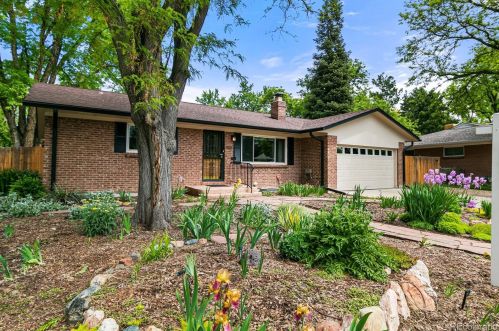 2983 Oneida St, Denver, CO 80207-2912