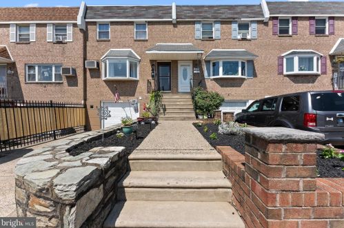 10234 Keswick Rd, Philadelphia, PA 19114-1341