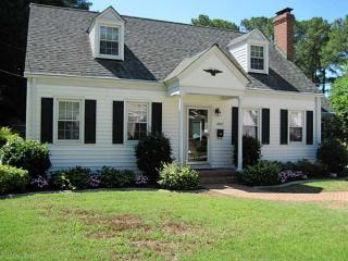 8543 Culfor Cres, Norfolk, VA 23503-4708
