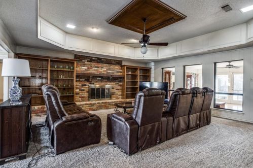 9738 Amberley, Dallas TX  75243-2303 exterior