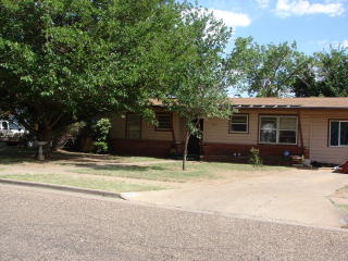 4223 37th St, Lubbock TX  79413-2127 exterior