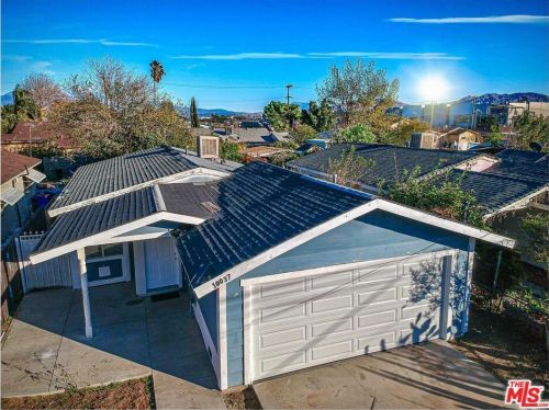 10037 Alameda Ave, Bloomington, CA 92316-2004