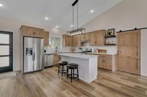 914 14th Ave, Saint Joseph, MN 56374-4679