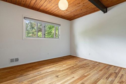 3878 Foxford Dr, Atlanta GA  30340-4407 exterior