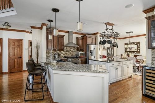 11601 Brittany Ct, Spring Grove, IL 60081-8123