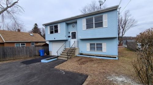 24 Twining Ave, Waterbury, CT 06705-1627