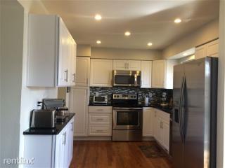 7218 Appleton Cir, Englewood CO  80112-1171 exterior