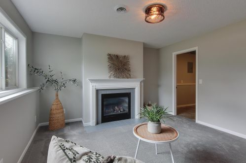 1821 103rd Ave, Minneapolis MN  55433-4745 exterior