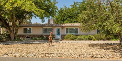 7373 Clement Rd, Vacaville, CA 95688-8702