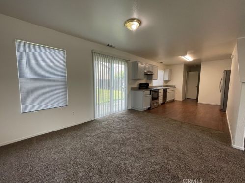 166 Citadel Ct, Merced, CA 95341-8229