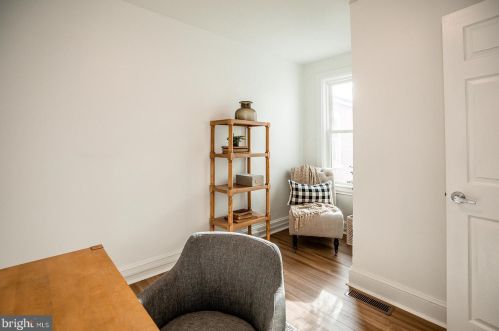 24 Ross St, Lancaster PA  17602-1940 exterior