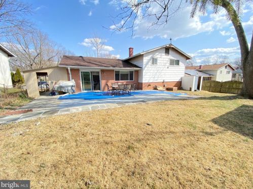 9504 Lawnsberry Ter, Silver Spring MD 20901-4714 exterior