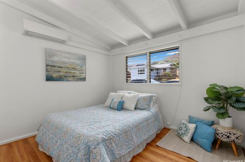 909 Aipo St, Honolulu HI  96825-2521 exterior