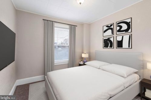 516 Ross St, Lancaster PA  17602-1946 exterior