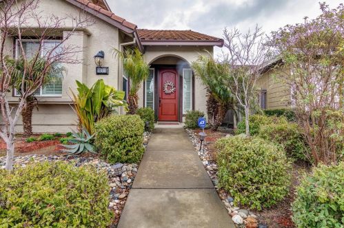 10371 Aldinger Way, Elk Grove, CA 95757-3508