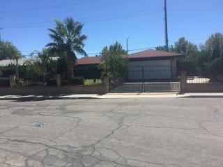 3656 Balmont St, Lancaster CA  93536-4855 exterior