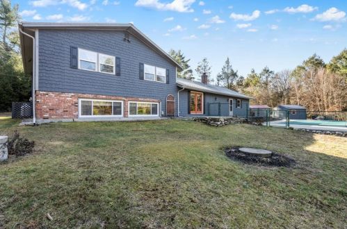 1916 Putnam Pike, Glocester, RI 02814-1138
