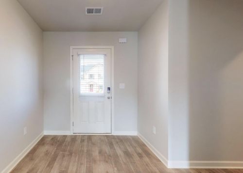 170 Edinburgh Ln, Porterdale, GA 30016-7822