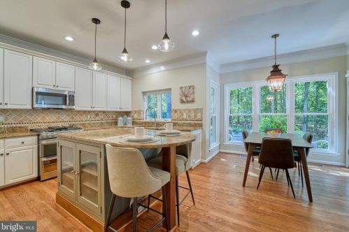 14 Stratford Garden Ct, Silver Spring MD 20904-1560 exterior