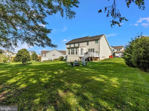 788 Rivanna Run, Falling Waters WV  25419-4293 exterior