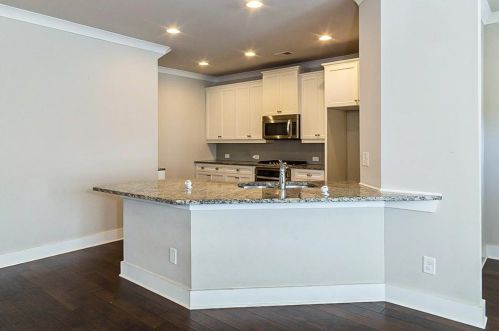 1757 Whitfield Parc Cir, Smyrna, GA 30080-2205