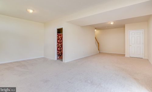 288 Fraser Ct, Charles Town WV  25414-5463 exterior