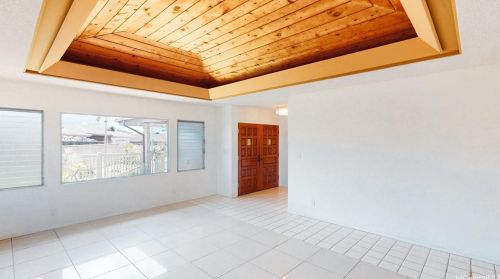 1579 Ala Noni Pl, Honolulu HI  96818-1535 exterior