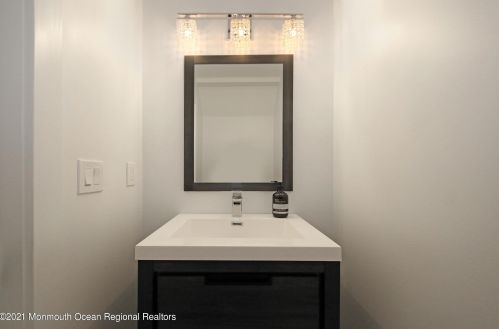 39 Harrison Ave, Tinton Falls NJ  07701 exterior