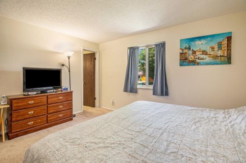 1680 Evanston St, Aurora CO 80014-3920 exterior