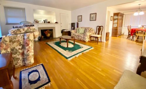 3533 Edgeview Dr, Cincinnati, OH 45213-2024