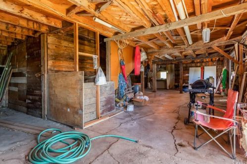 8336 Old San Isabel Rd, Greenwood CO 81069-8605 exterior