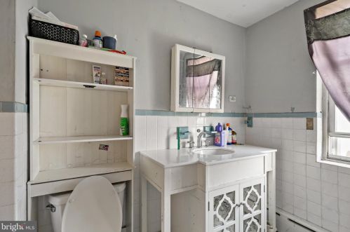 3440 D St, Philadelphia PA 19134-1109 exterior