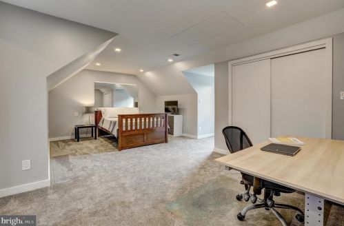 15009 Snowden Dr, Silver Spring MD 20905-5663 exterior