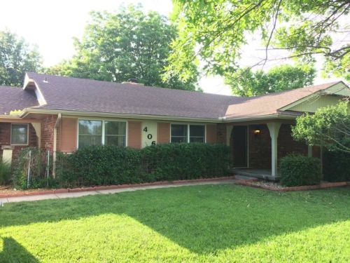 406 Cedar Ave, Newkirk, OK 74647-1022