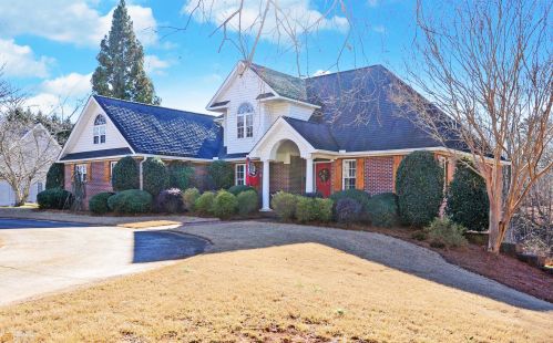 210 Windrose Meadow Ln, Clarkesville, GA 30523-6506