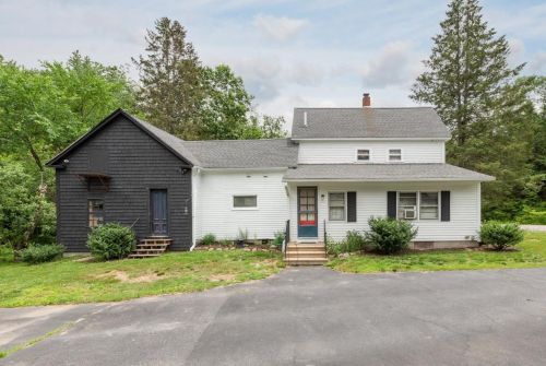 114 Iron Works Rd, Concord, NH 03301-2206