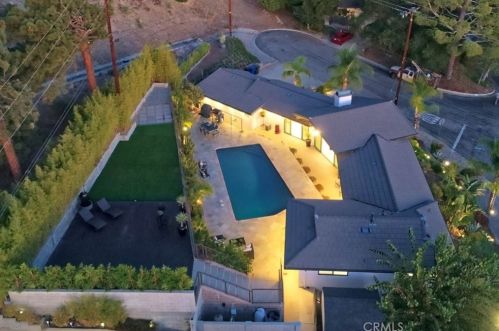 3001 Cloudcrest Rd, Glendale CA  91214-1304 exterior