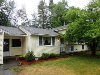28 Cota Rd, Merrimack, NH 03054-4069