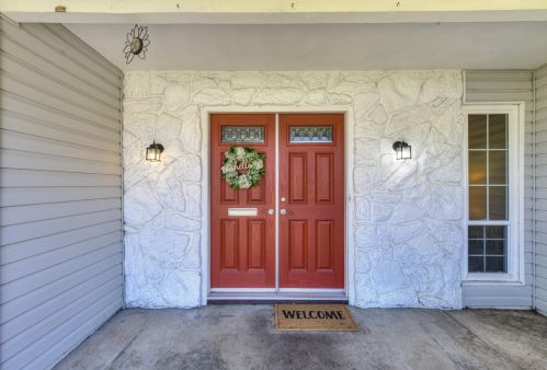 6940 Ellsworth Cir, Fair Oaks, CA 95628-4410
