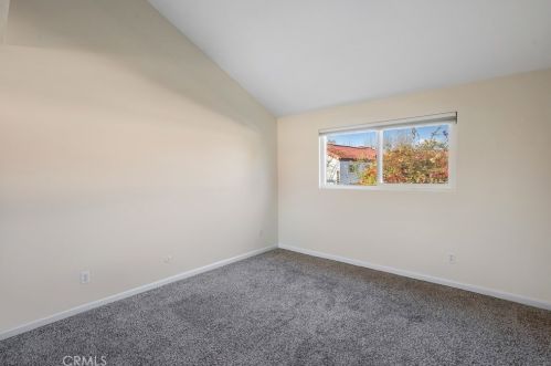 2511 Sunflower Ave, Santa Ana CA 92704-7533 exterior